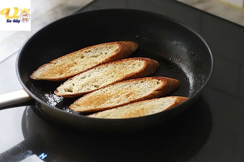 Hướng dẫn cách làm bánh mì bằng chảo